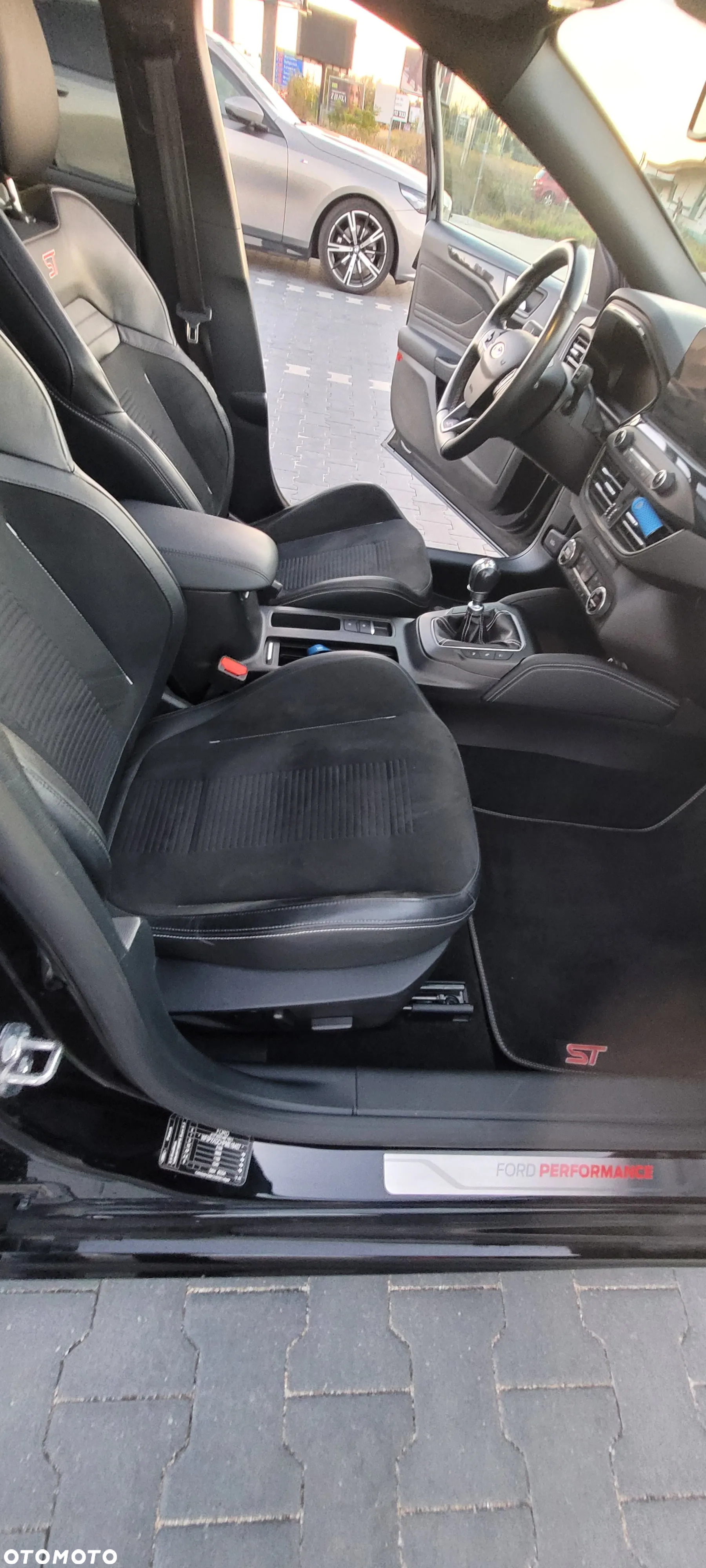 Ford Focus 2.0 EcoBlue ST-3 - 12