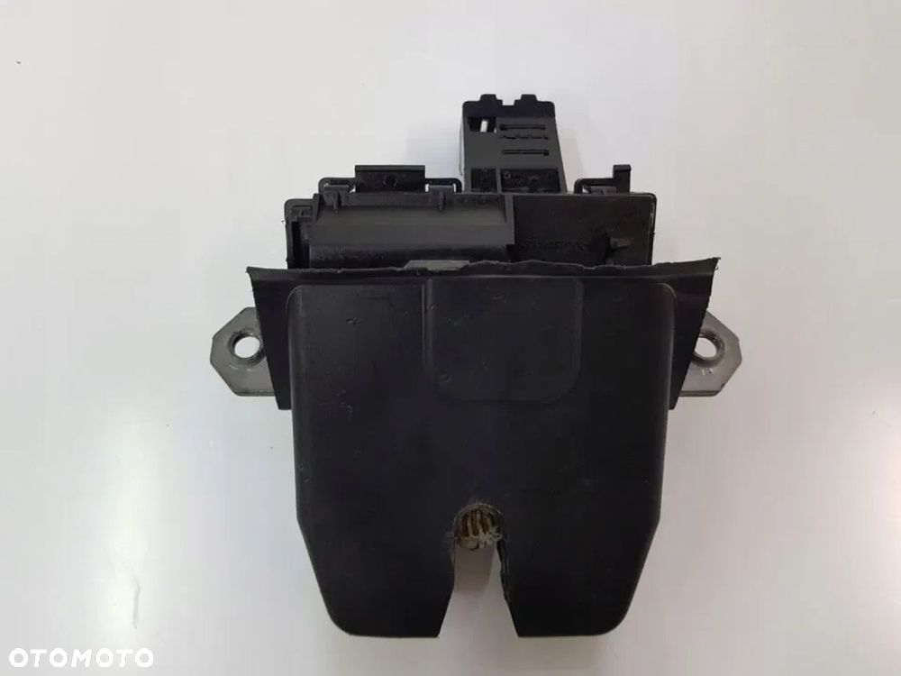 ZAMEK TYLNEJ KLAPY FORD FOCUS MK3 HB - 2
