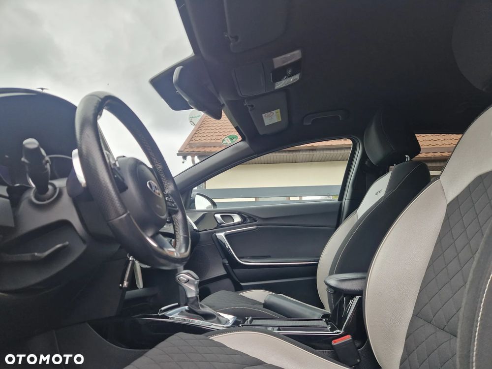 Kia ProCeed 1.6 CRDi DCT7 SCR GT LINE - 9