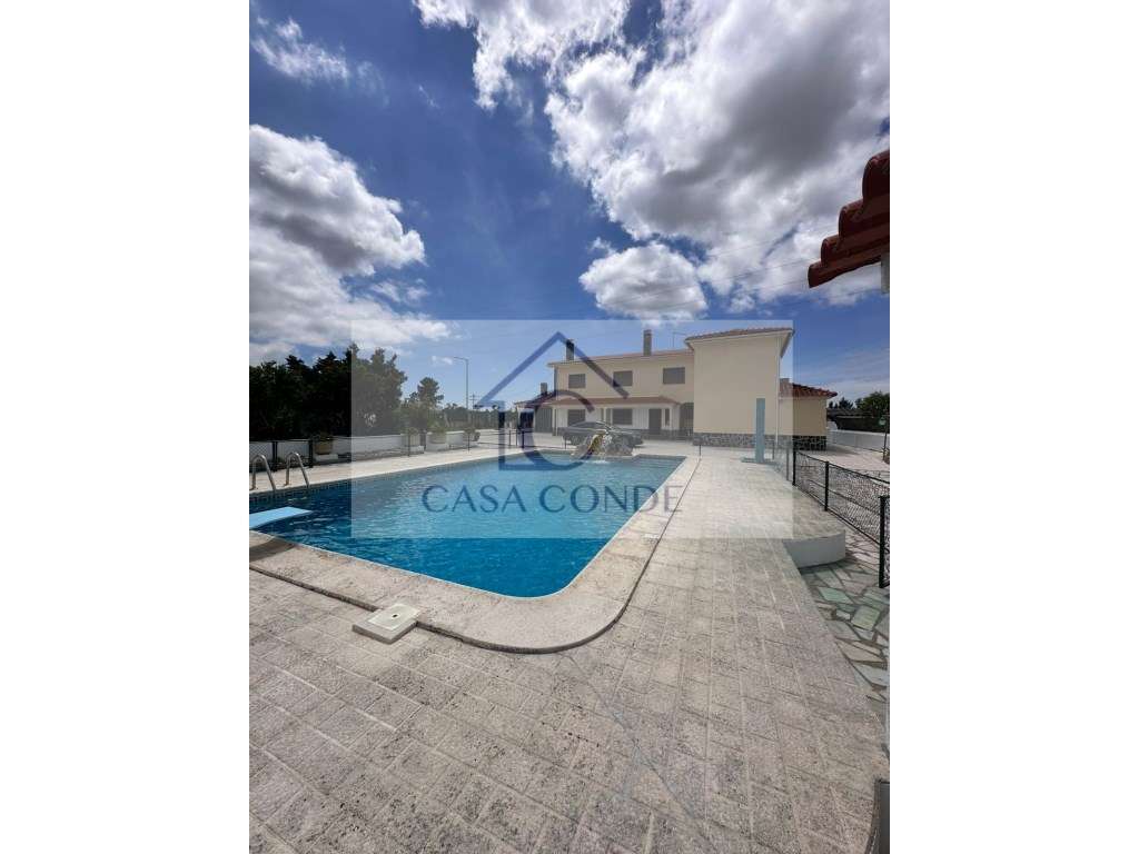 Moradia Isolada T4 com Piscina e Lote de 1.960 m² - Courelas da Brava - Grande imagem: 3/36