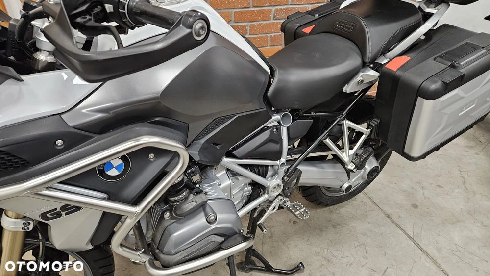 BMW R - 19