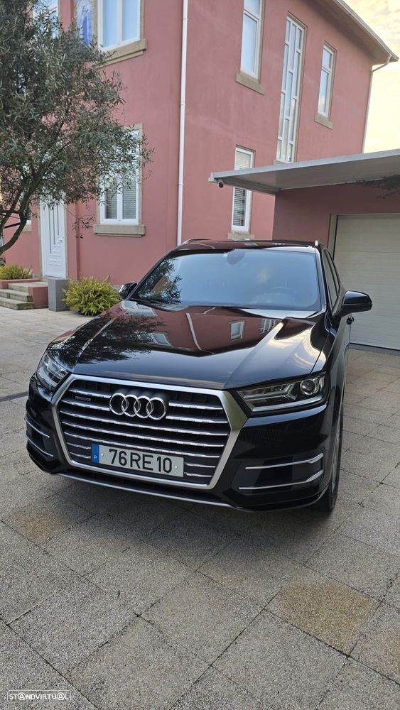 Audi Q7 3.0 TDI quattro S-line Tiptronic 7L - 1