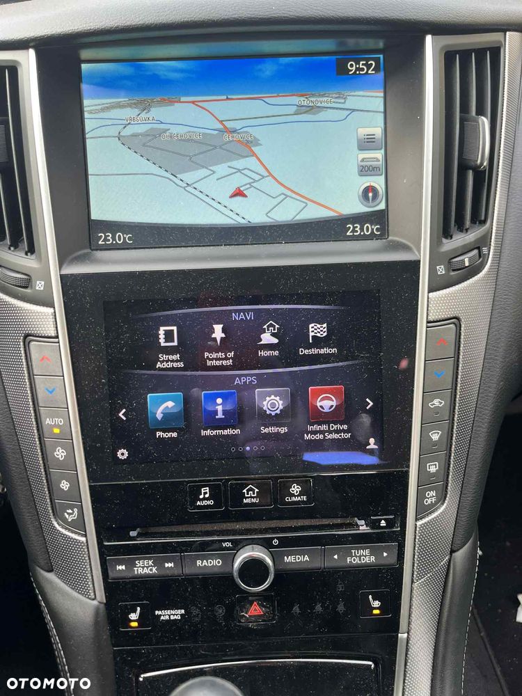 Infiniti Q50 Hybrid AWD - 13