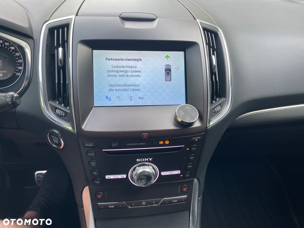 Ford S-Max - 33