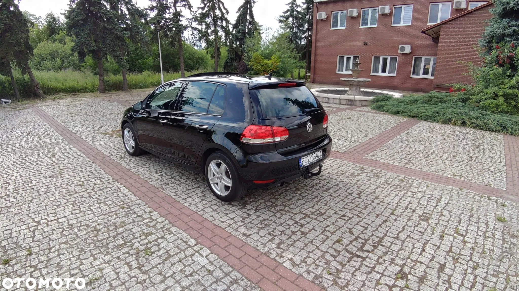 Volkswagen Golf 1.6 TDI DPF BlueMotion Technology Comfortline - 3
