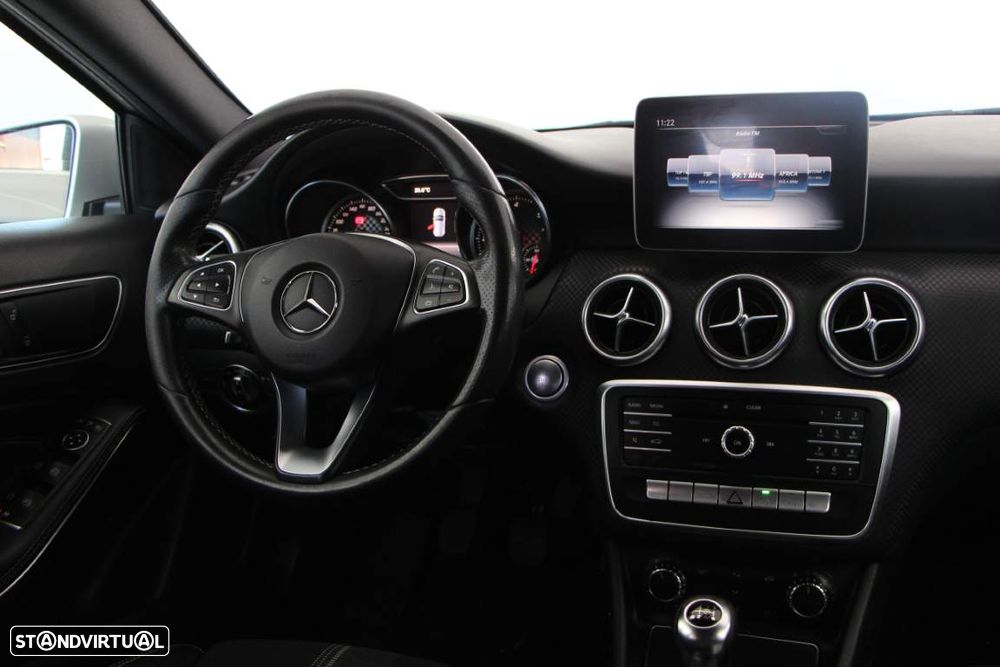 Mercedes-Benz A 180 d Urban - 2