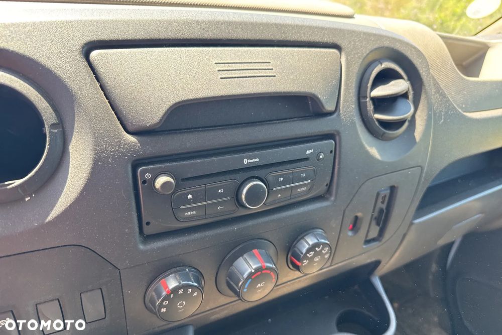 Renault MASTER Grand Comfort F35. - 11
