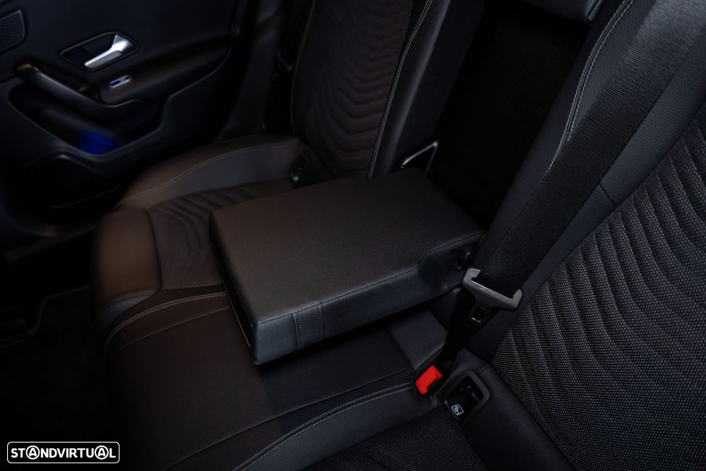 Mercedes-Benz A 250 Limousine e 8G-DCT Progressive - 29