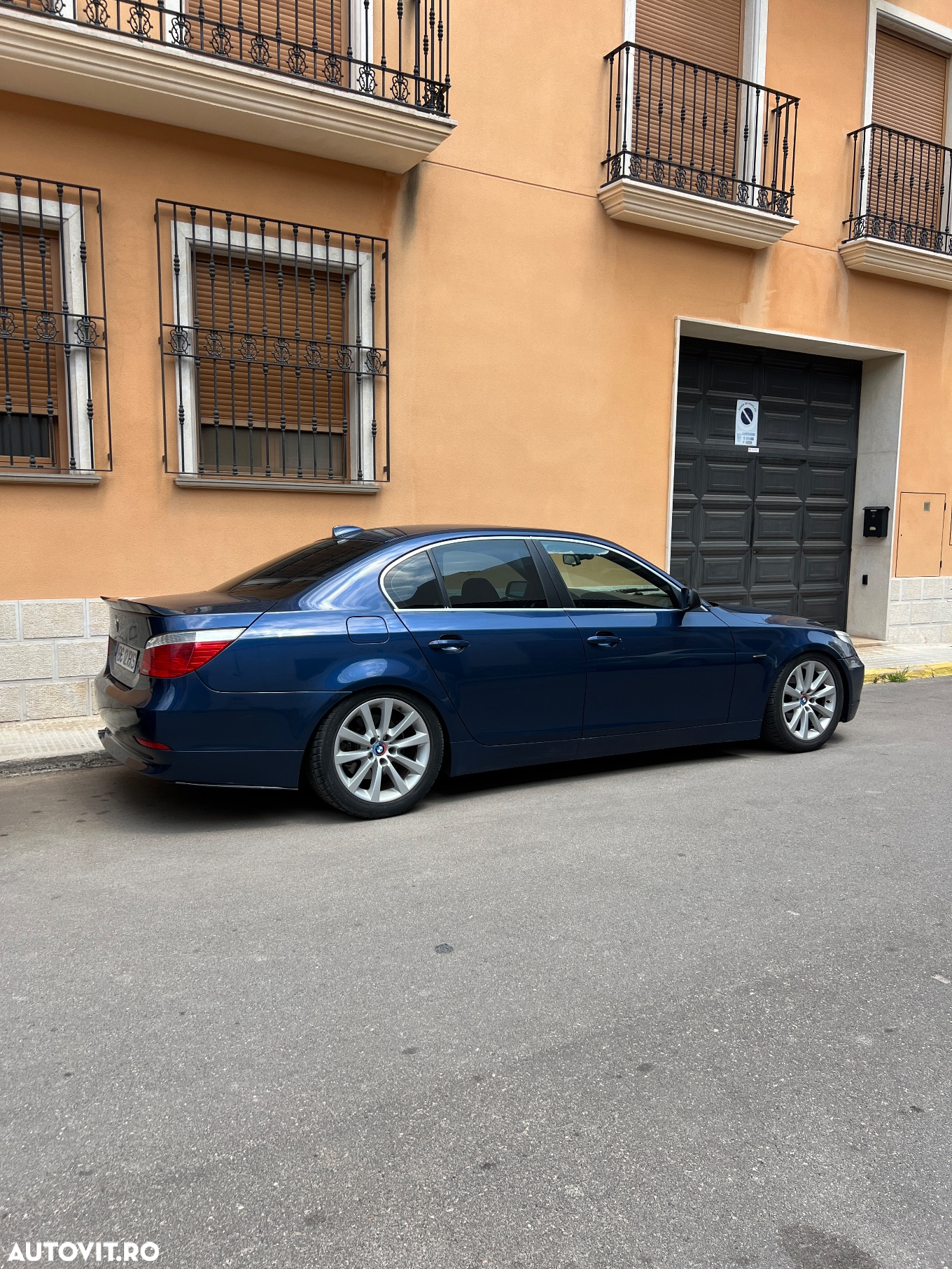 BMW Seria 5 525i - 13