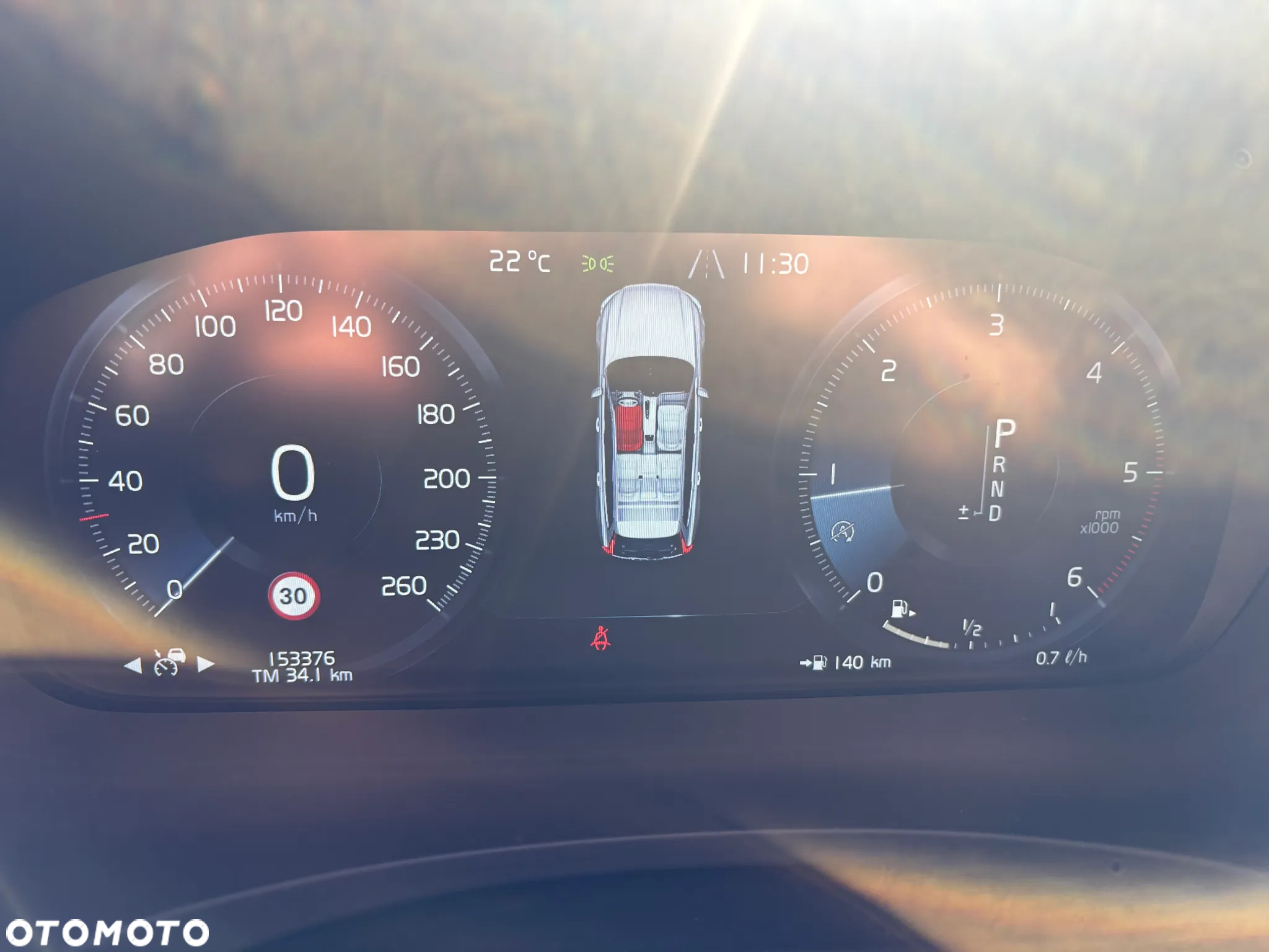 Volvo V90 D4 Geartronic R Design - 10