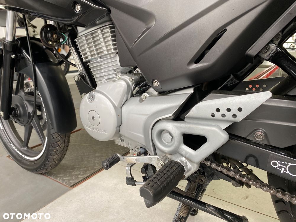 Honda CBF - 14