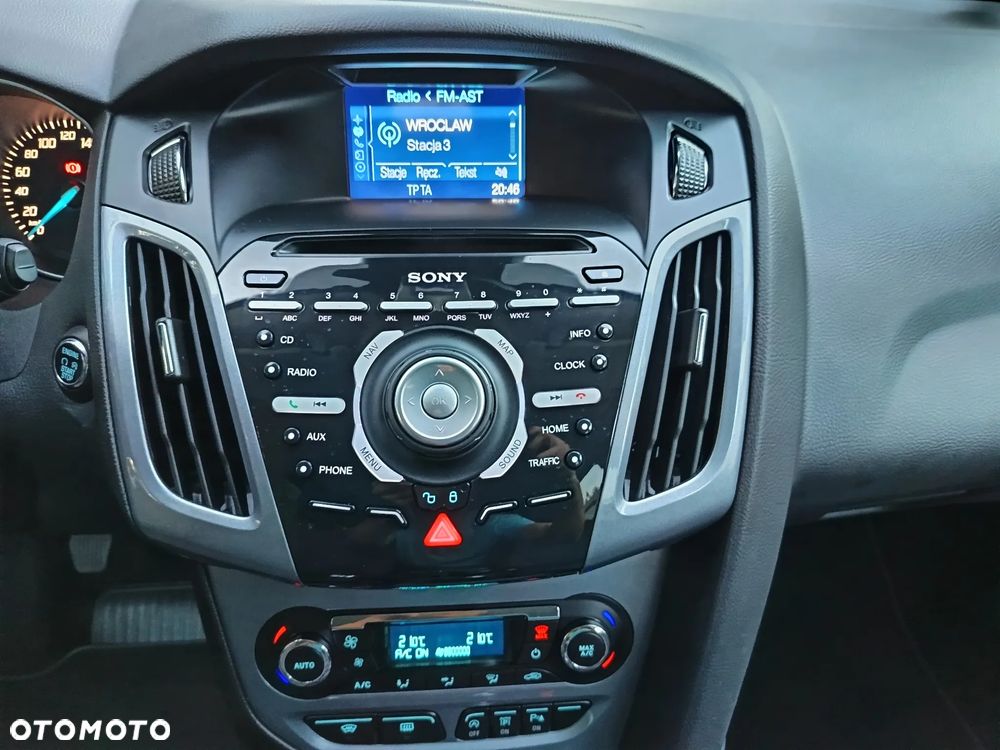 Ford Focus 1.0 EcoBoost STart-Stopp-System TITANIUM - 29