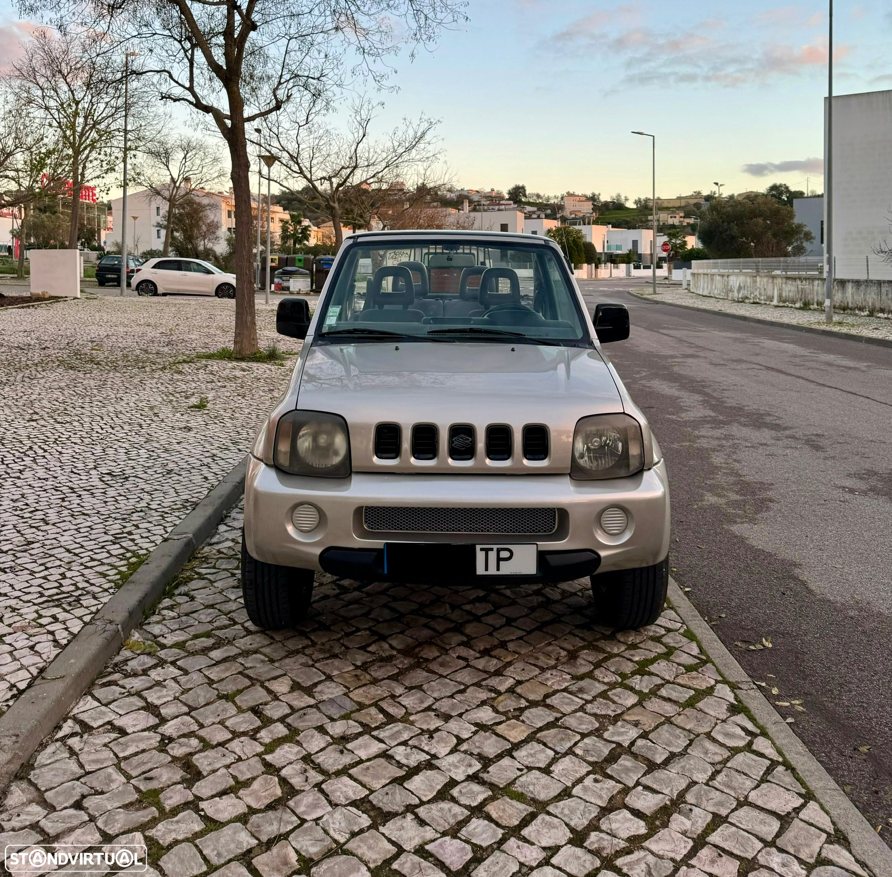 Suzuki Jimny - 13