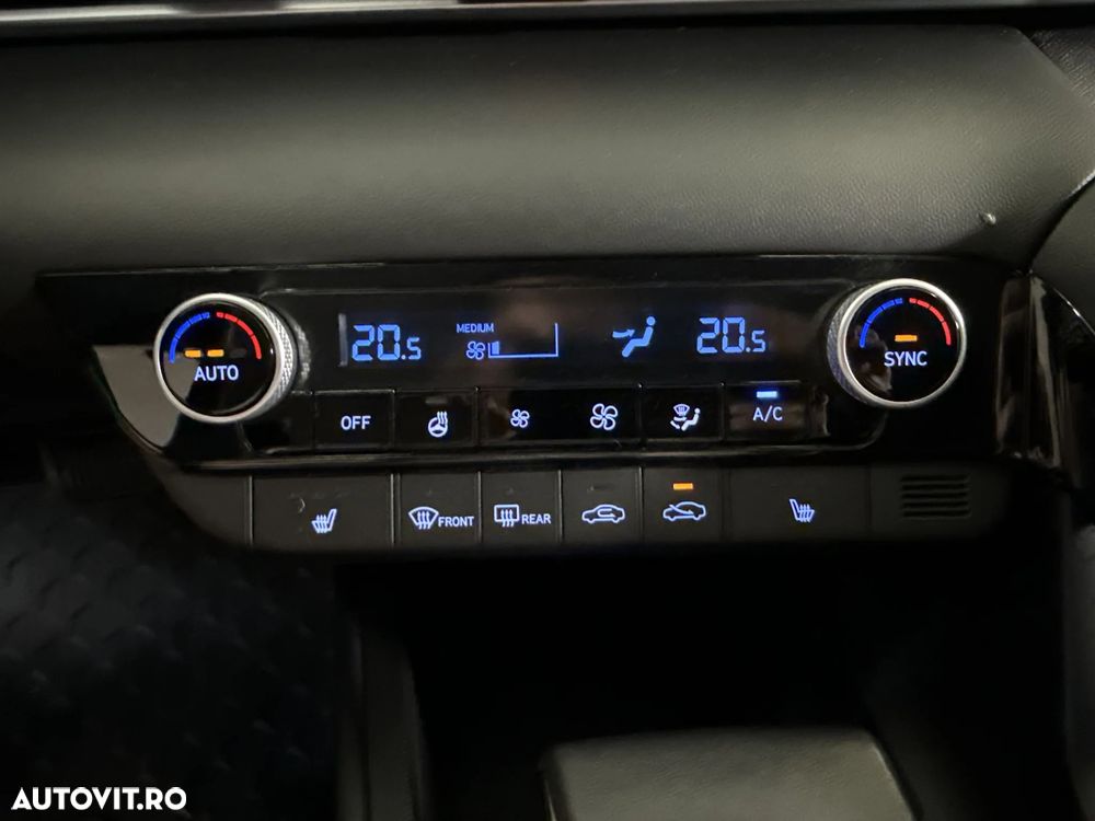 Hyundai Elantra - 19