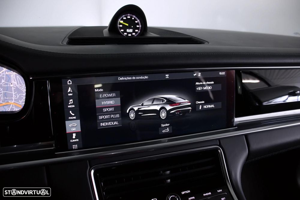 Porsche Panamera 4 E-Hybrid - 22