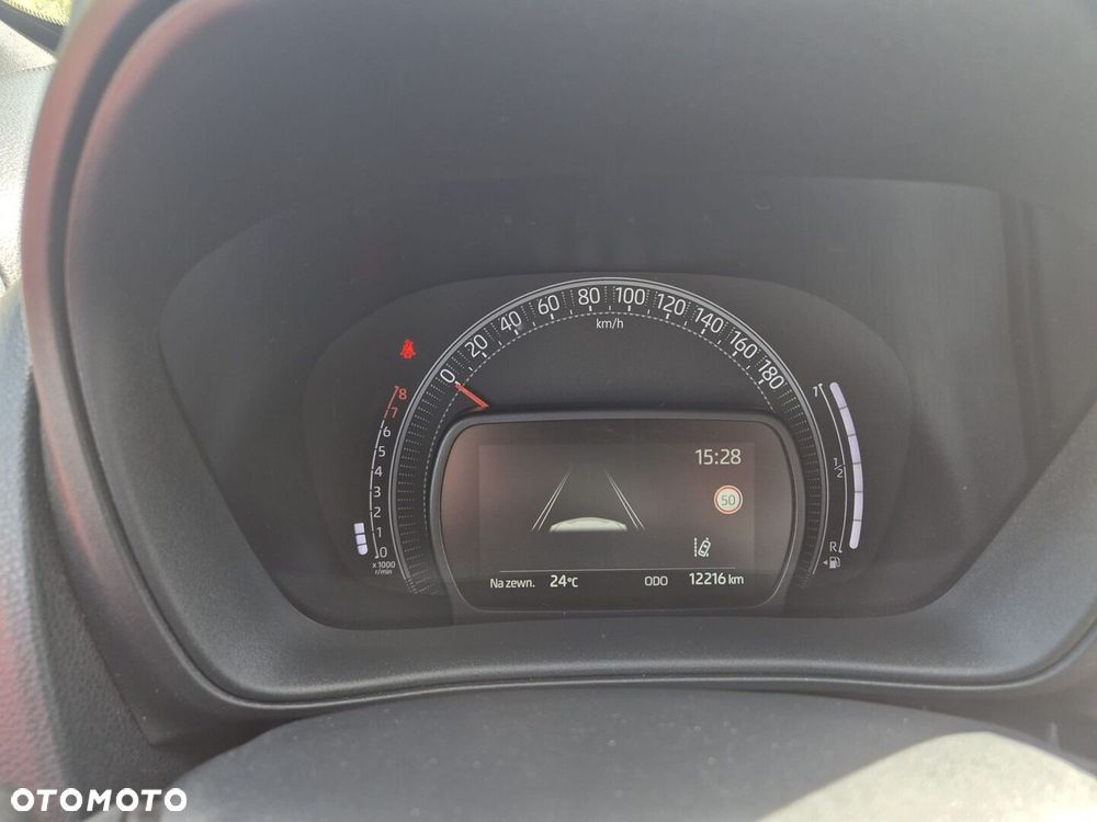 Toyota Aygo X - 15