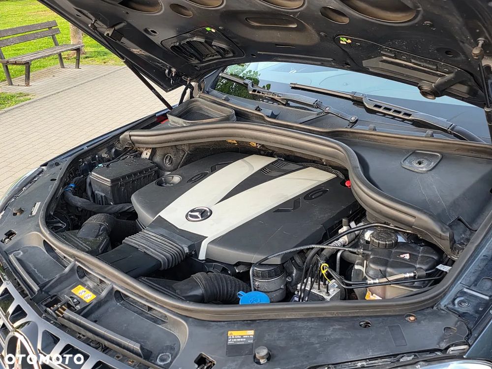 Mercedes-Benz ML 350 BlueTEC 4-Matic - 27