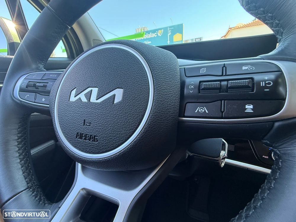 Kia Sportage 1.6 T-GDi HEV Tech - 43