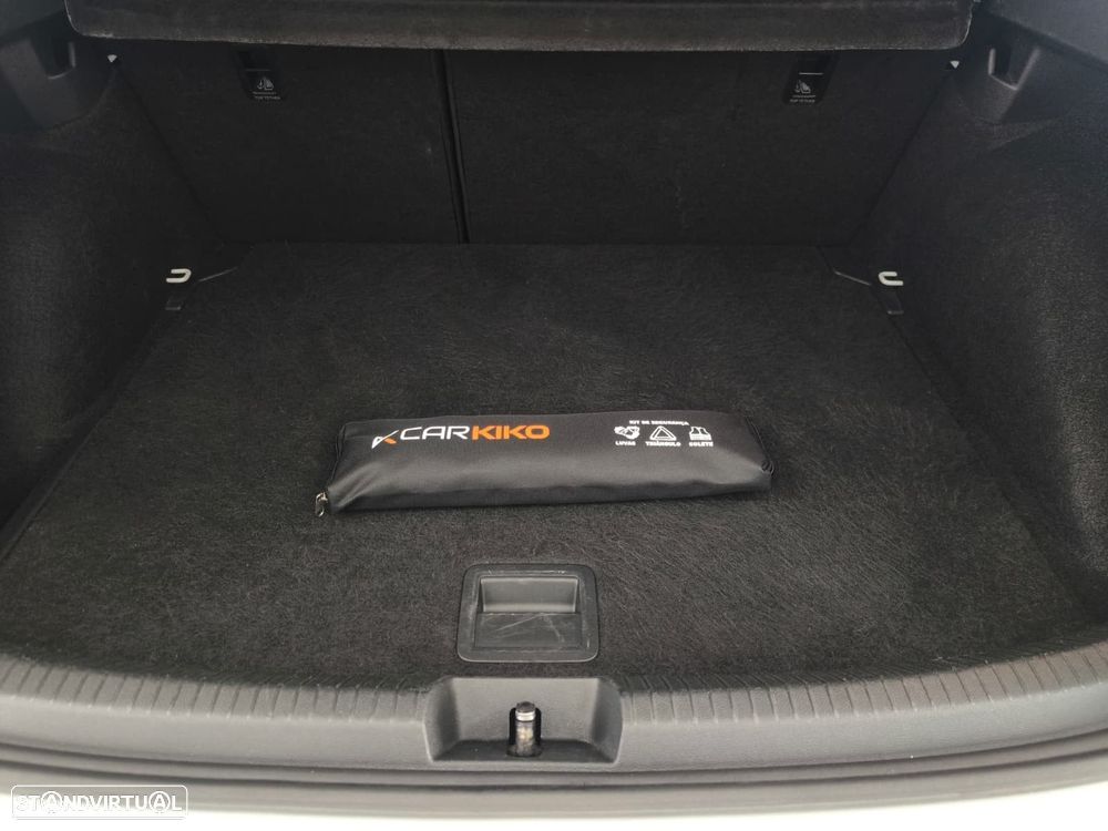 VW Taigo 1.0 TSI Urban Style - 23