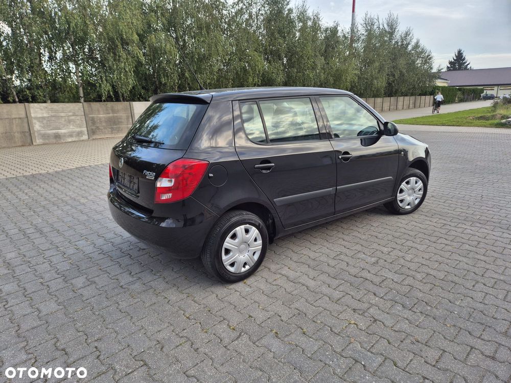 Skoda Fabia - 8