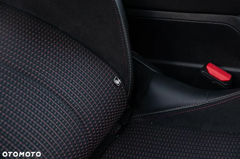 DS Automobiles DS 3 Crossback 1.5 BlueHDi Performance Line - 39