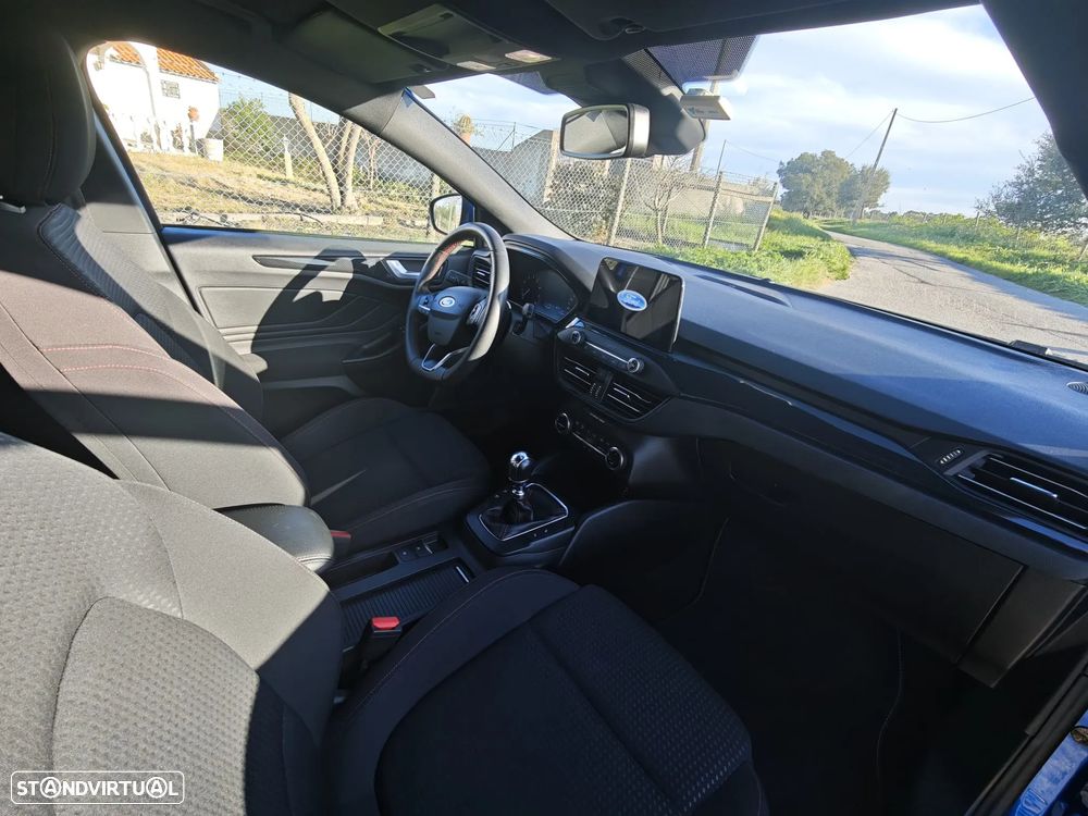 Ford Focus 1.0 EcoBoost ST-Line - 8