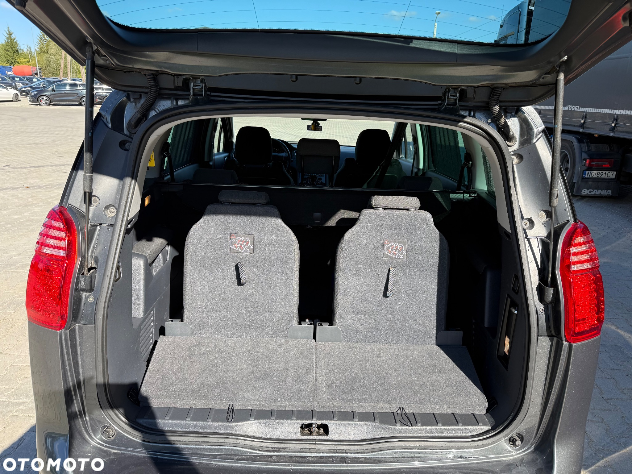 Peugeot 5008 1.6 Active 7os - 8
