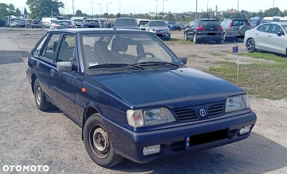 Polonez Caro - 1