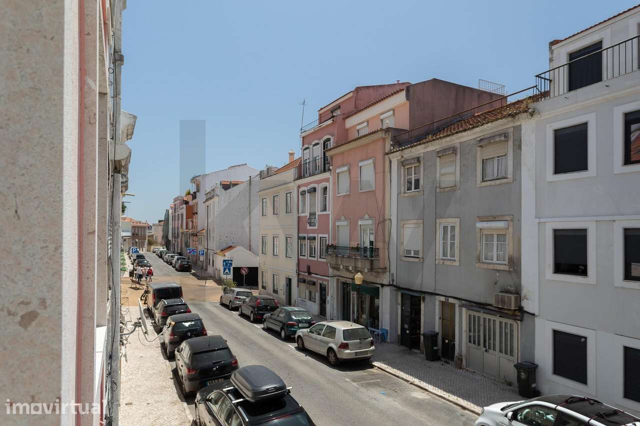 Luminoso Apartamento T1 na Lapa para Arrendar - Lisboa - Grande imagem: 4/30