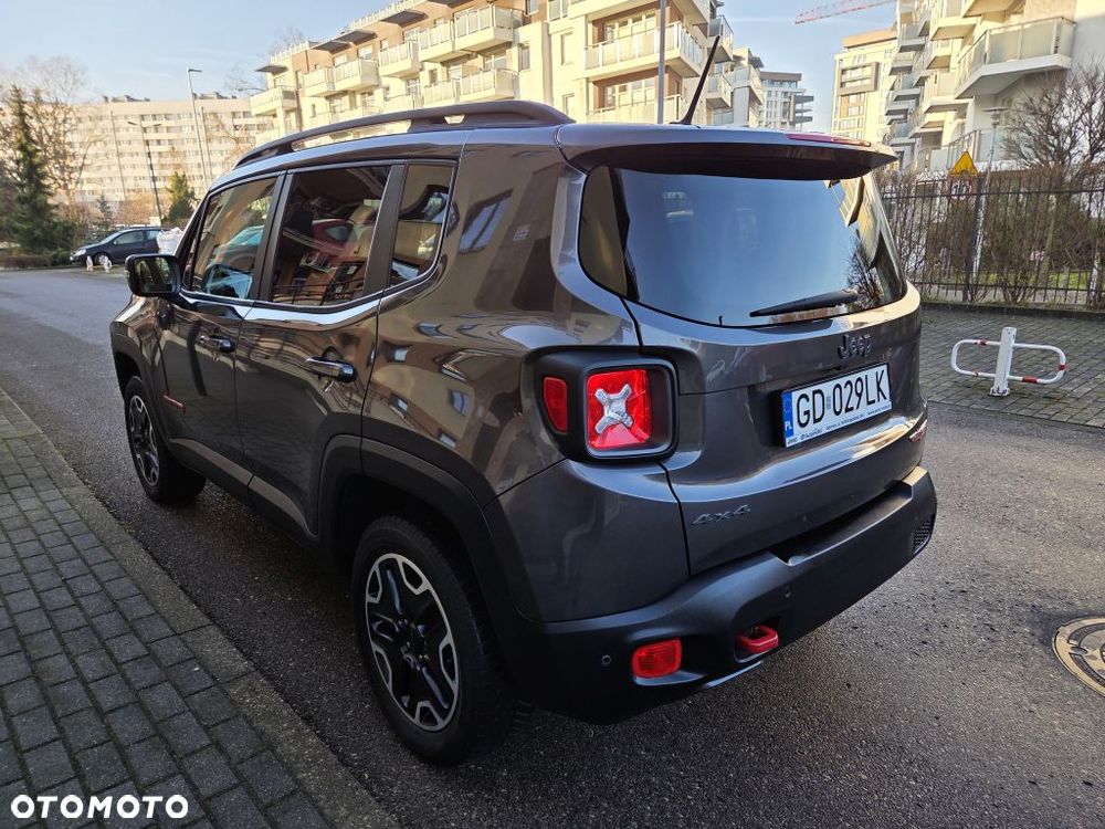 Jeep Renegade 2.0 MultiJet Trailhawk 4WD S&S - 25