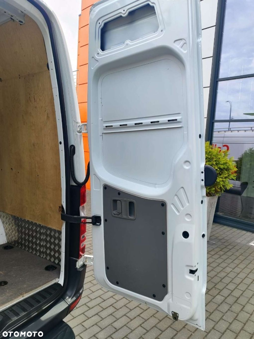 Mercedes-Benz SPRINTER - 25