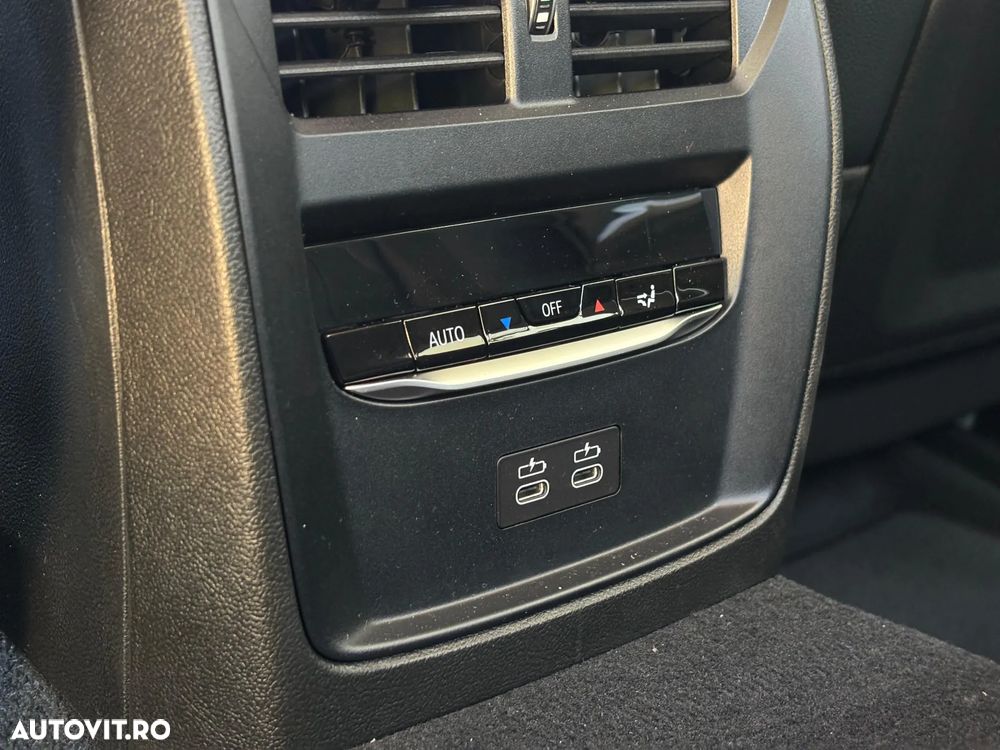 BMW Seria 3 318d Aut. - 15