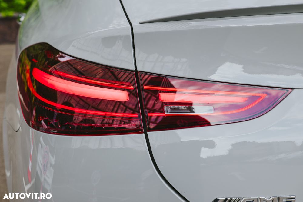 Mercedes-Benz GLE AMG 53 4MATIC+ MHEV - 33