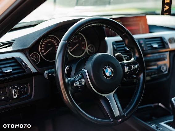 BMW Seria 3 320d xDrive M Sport - 13