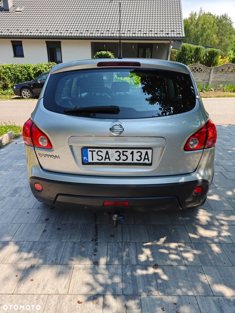 Nissan Qashqai 2.0 lounge - 4