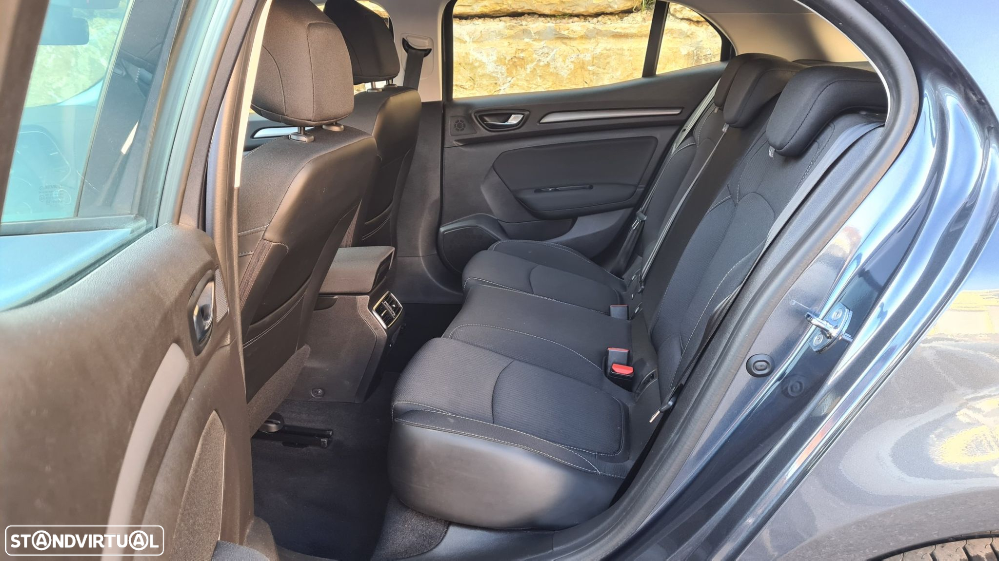 Renault Mégane 1.5 Blue dCi Intens EDC - 42