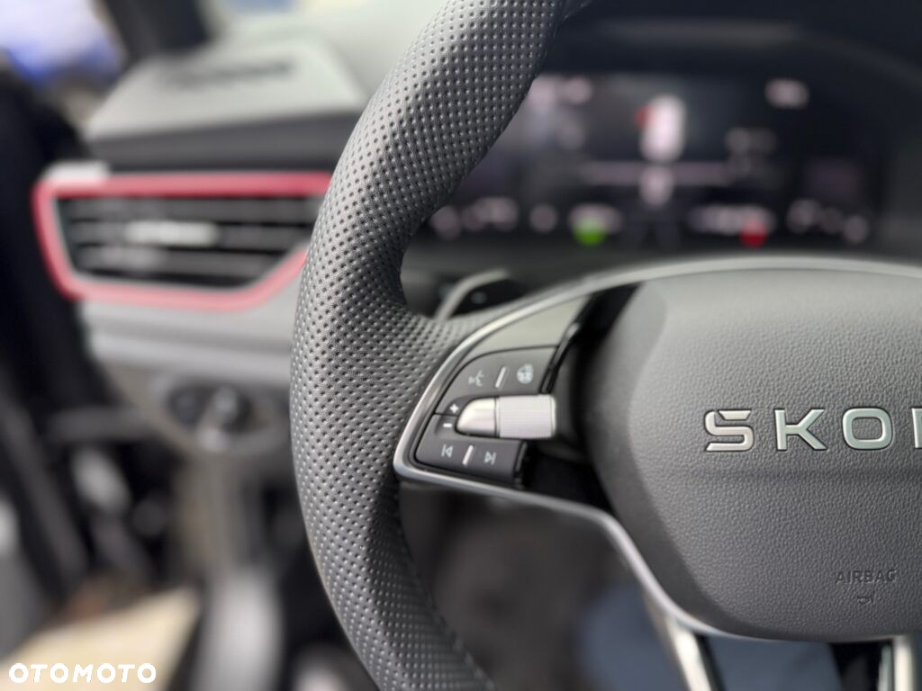 Skoda Kamiq 1.5 TSI Monte Carlo DSG - 27