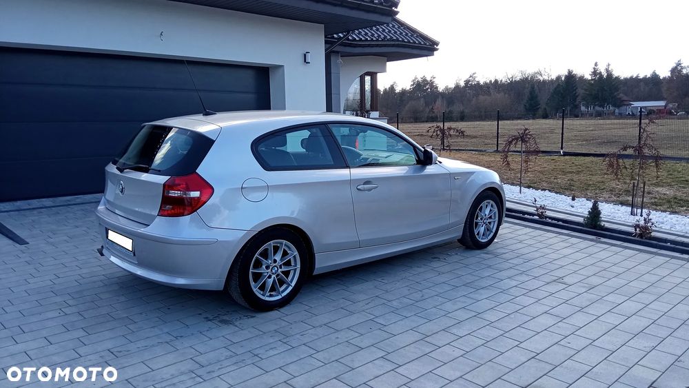 BMW Seria 1 116d - 13