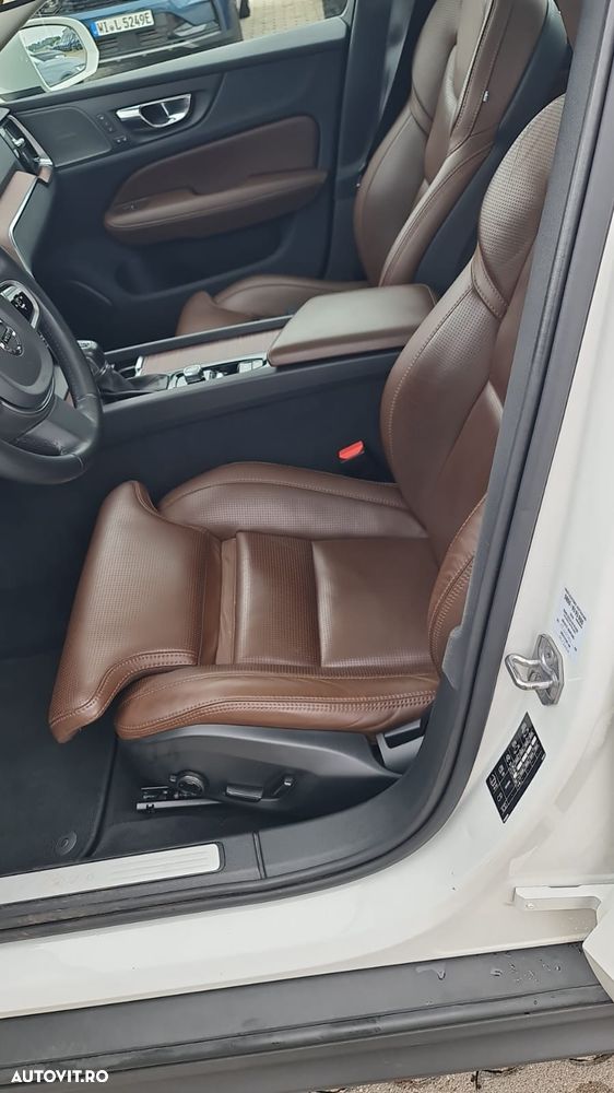 Volvo V60 D4 AWD Inscription - 4