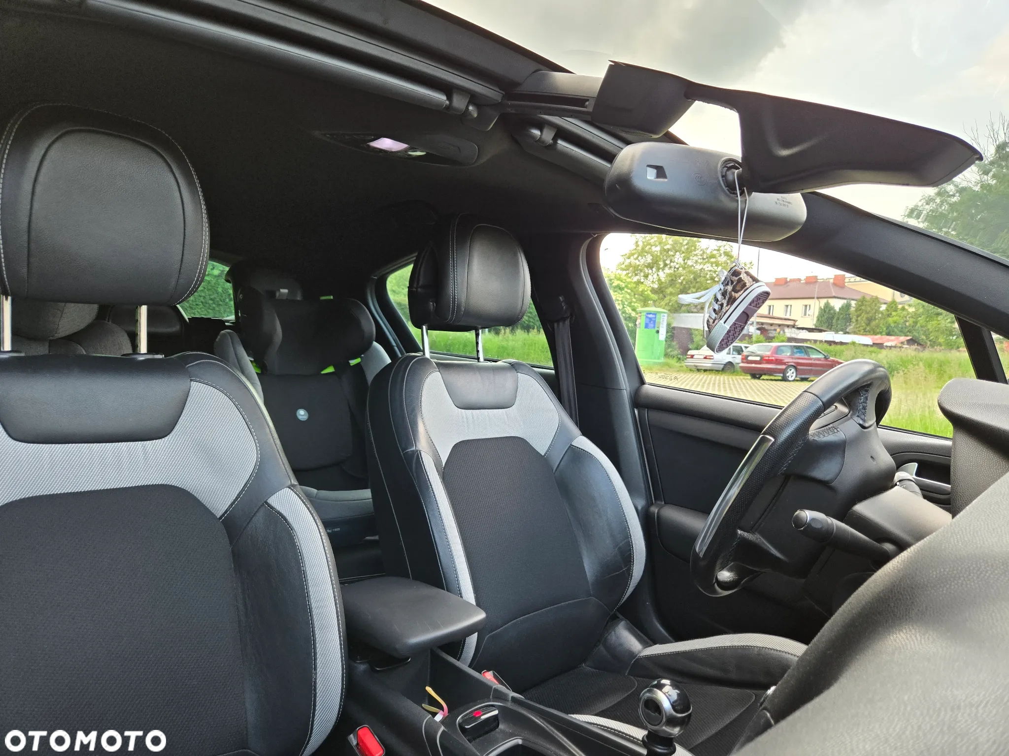 Citroën DS4 e-HDi 115 Chic - 13
