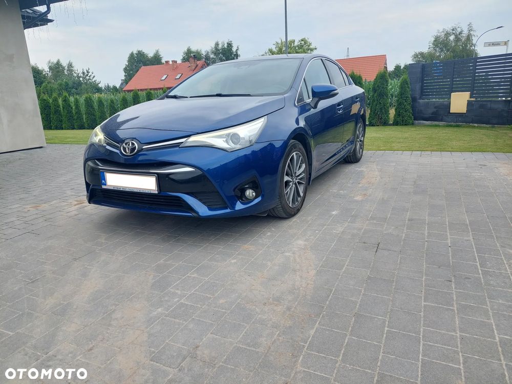 Toyota Avensis 1.8 Premium MS - 1