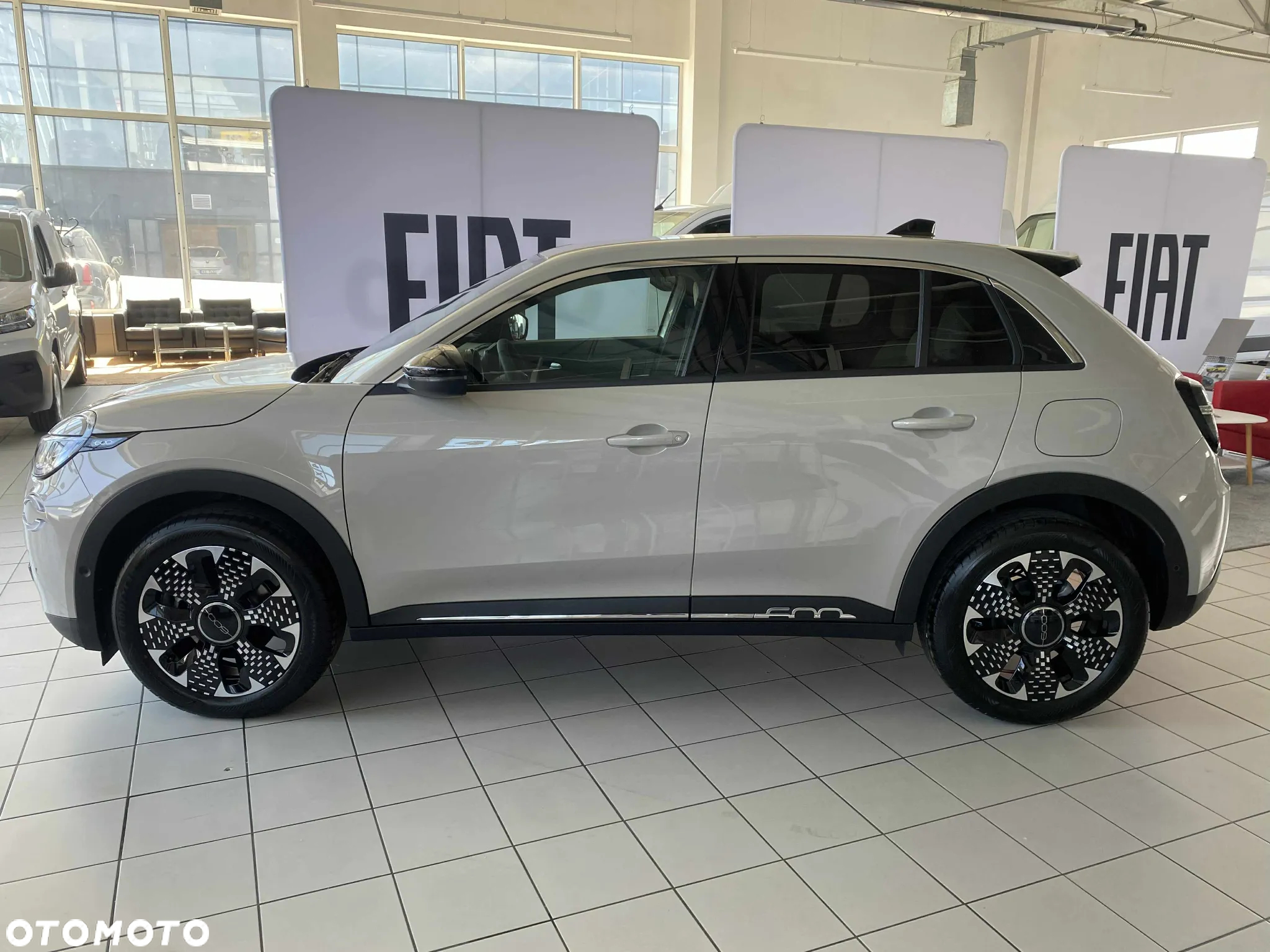 Fiat 600 1.2 Turbo Hybrid La Prima eDCT - 4