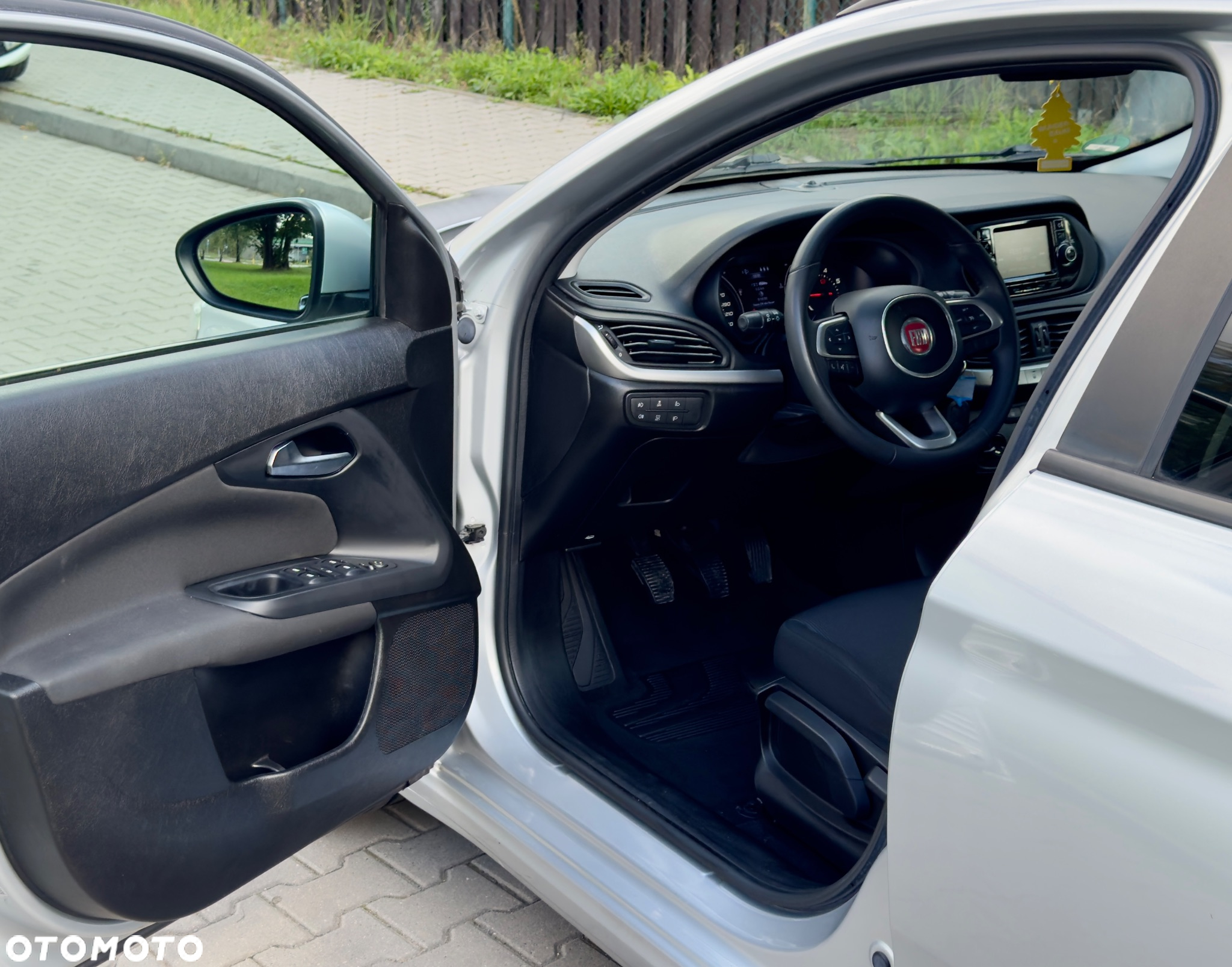 Fiat Tipo 1.4 T-Jet 16v Lounge EU6d - 11