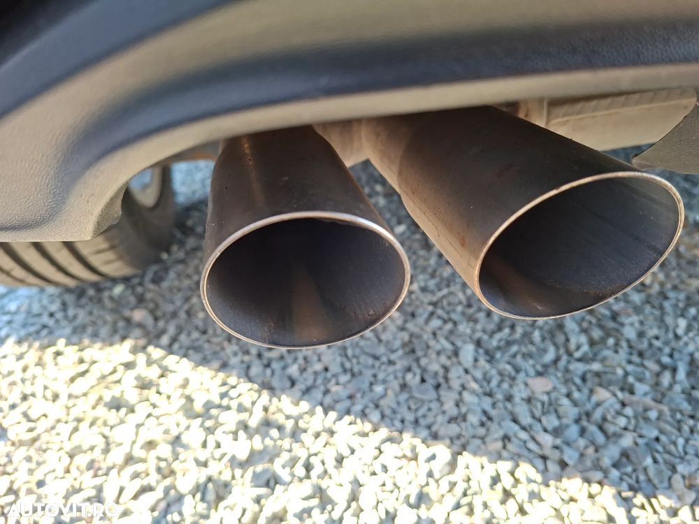 Volkswagen Golf Sportsvan 2.0 TDI DPF DSG BMT Highline - 19