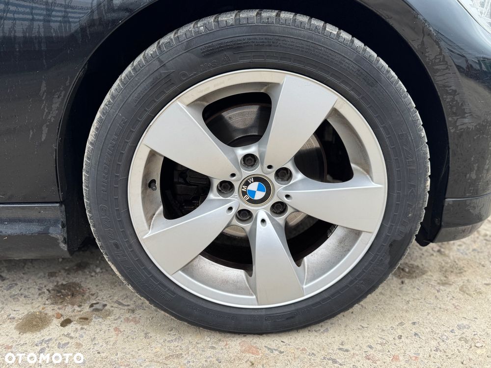 BMW Seria 3 318d DPF Edition Exclusive - 15