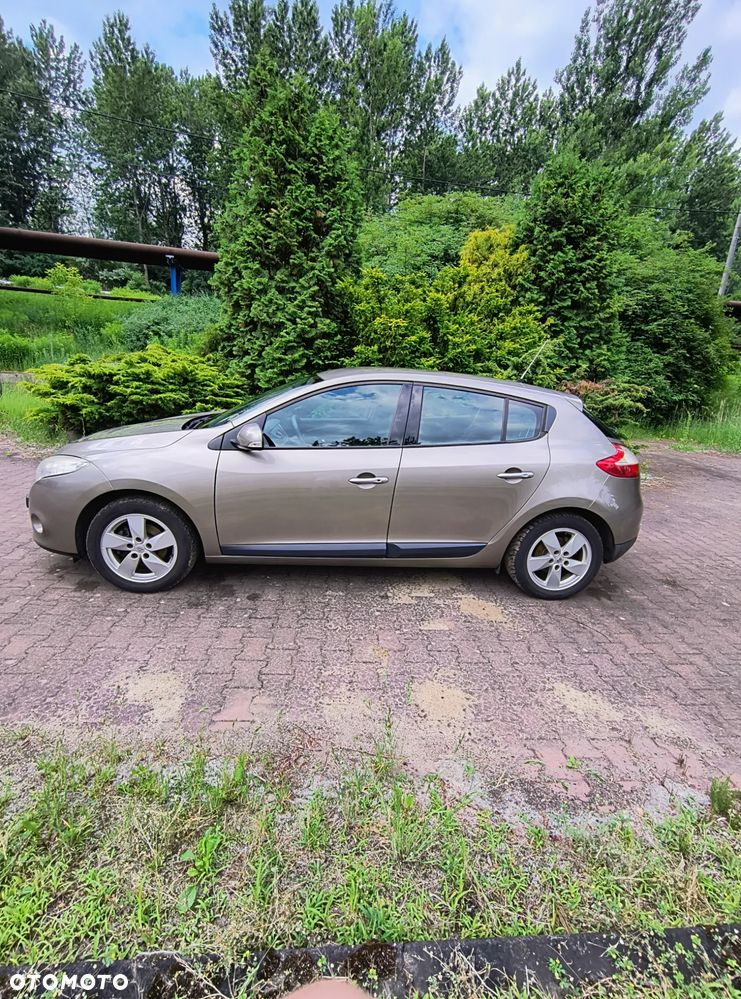 Renault Megane 1.6 16V Dynamique - 3