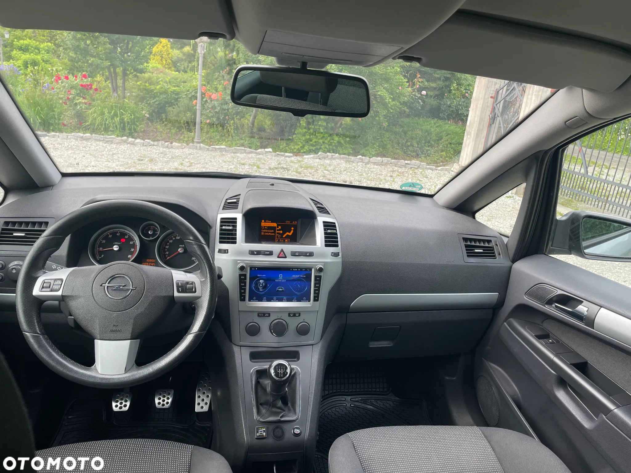 Opel Zafira - 4