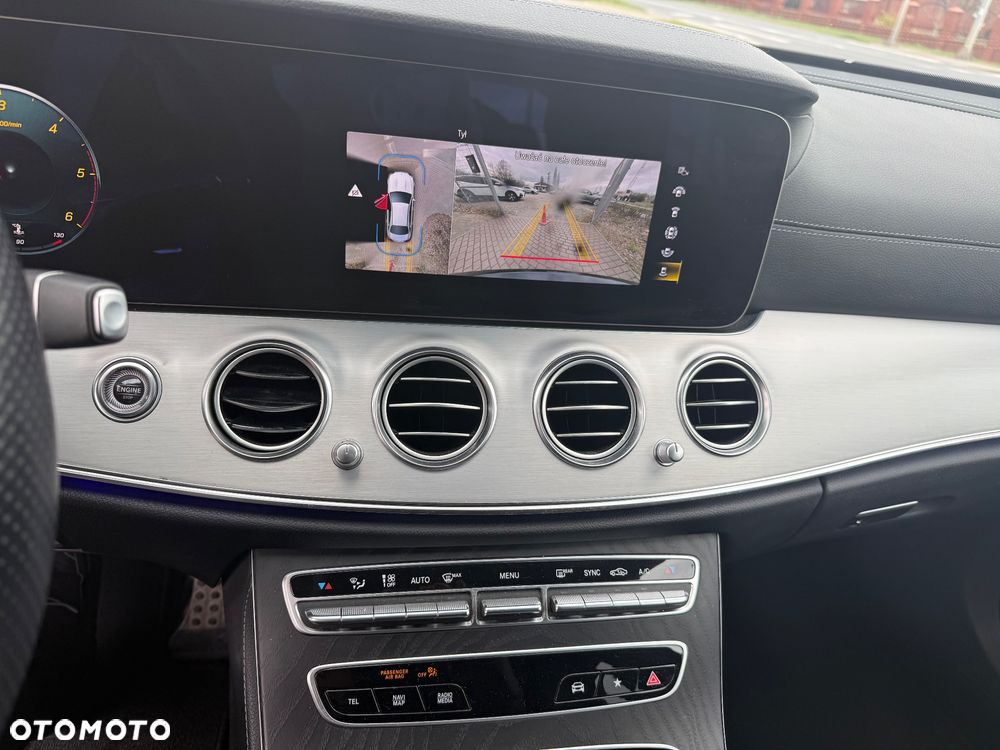 Mercedes-Benz Klasa E 220 d 9G-TRONIC AMG Line - 17