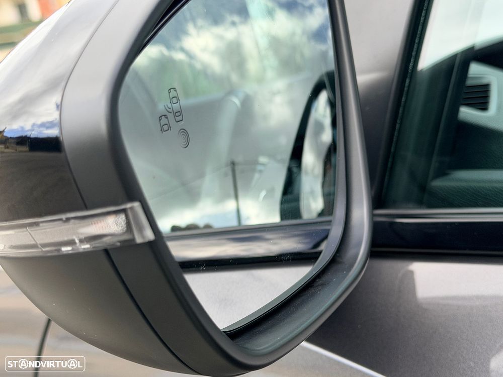 Peugeot 2008 1.5 BlueHDi GT Pack EAT8 - 15