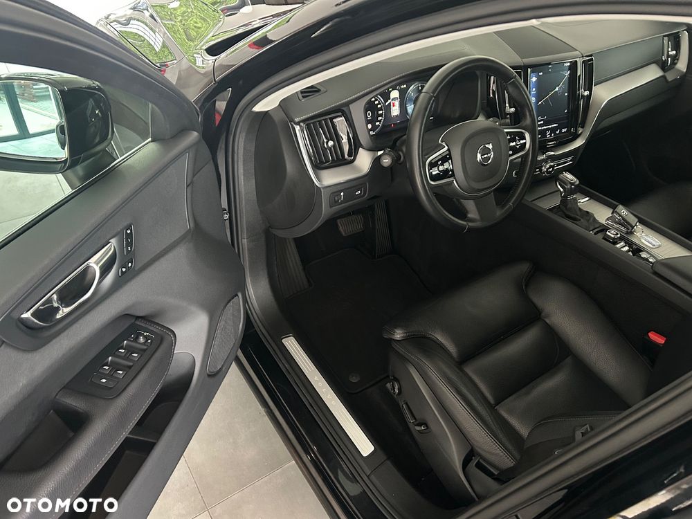 Volvo XC 60 D3 Geartronic Momentum - 18